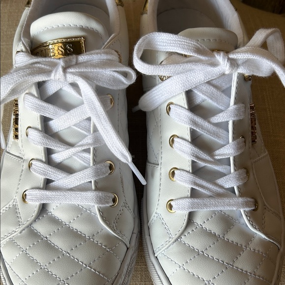 GUESS White & Gold Sneakers - Picture 13 of 13